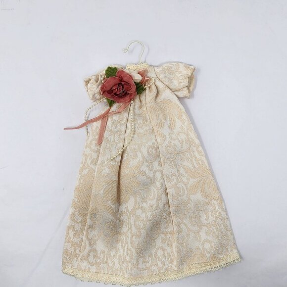 Victorian Style Dress Ornament Set of 6 Decorative Fan Christmas Decor - Picture 6 of 11